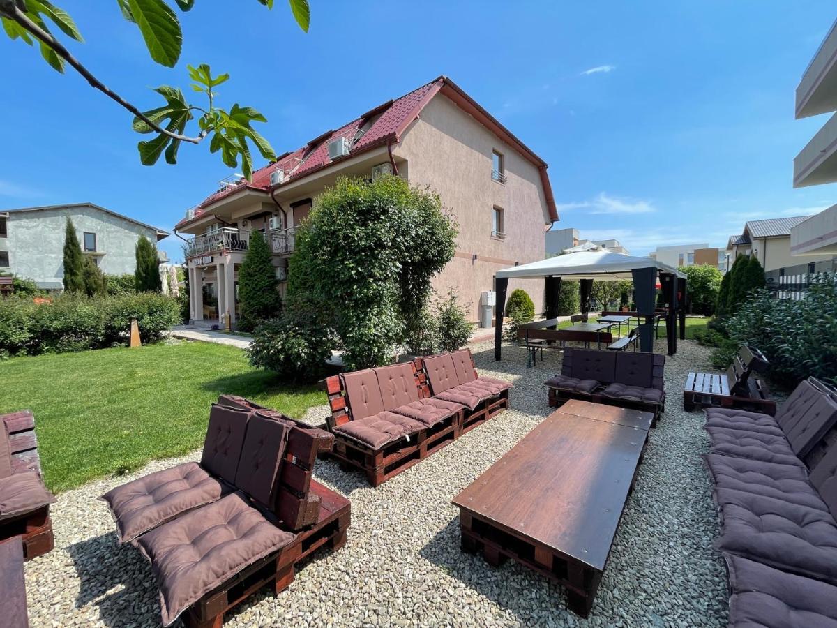 Отель Ametist Casa Leului Нэводари Экстерьер фото